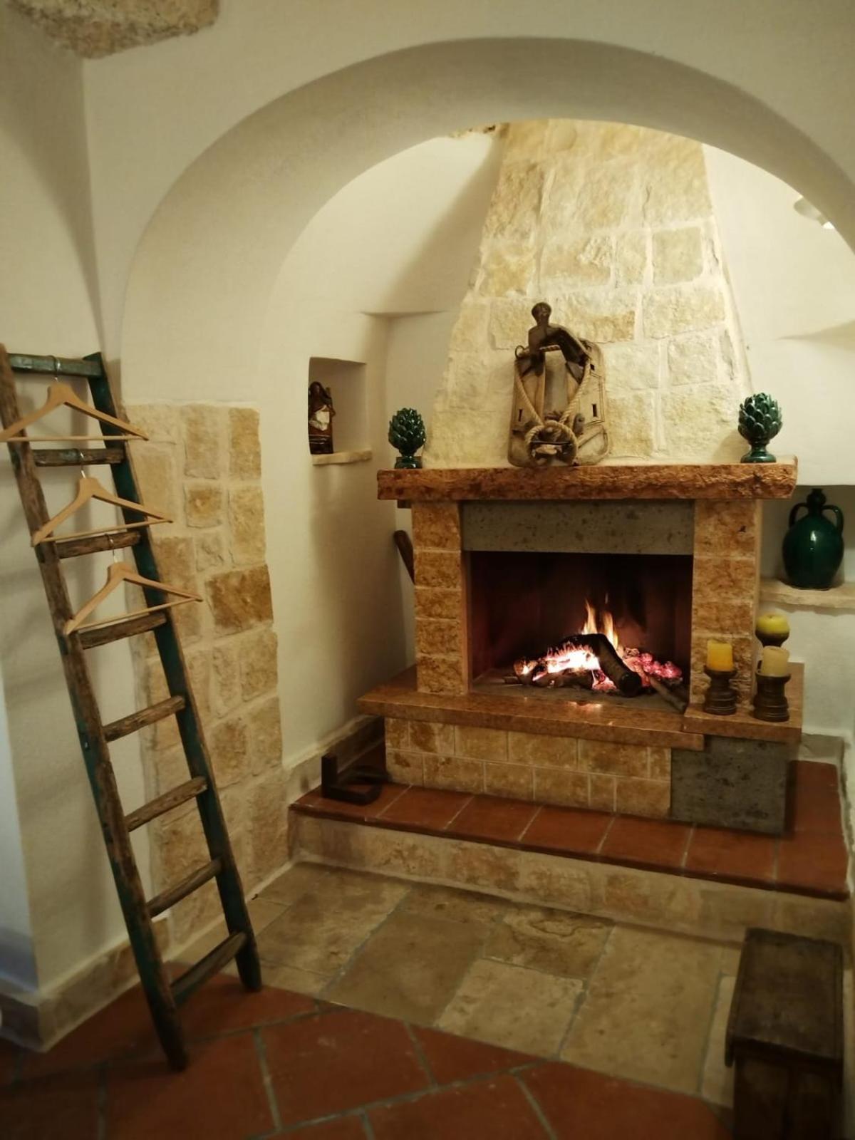 Trulli Santa Maria Odegitria Relais Guest House Ostuni Exterior photo